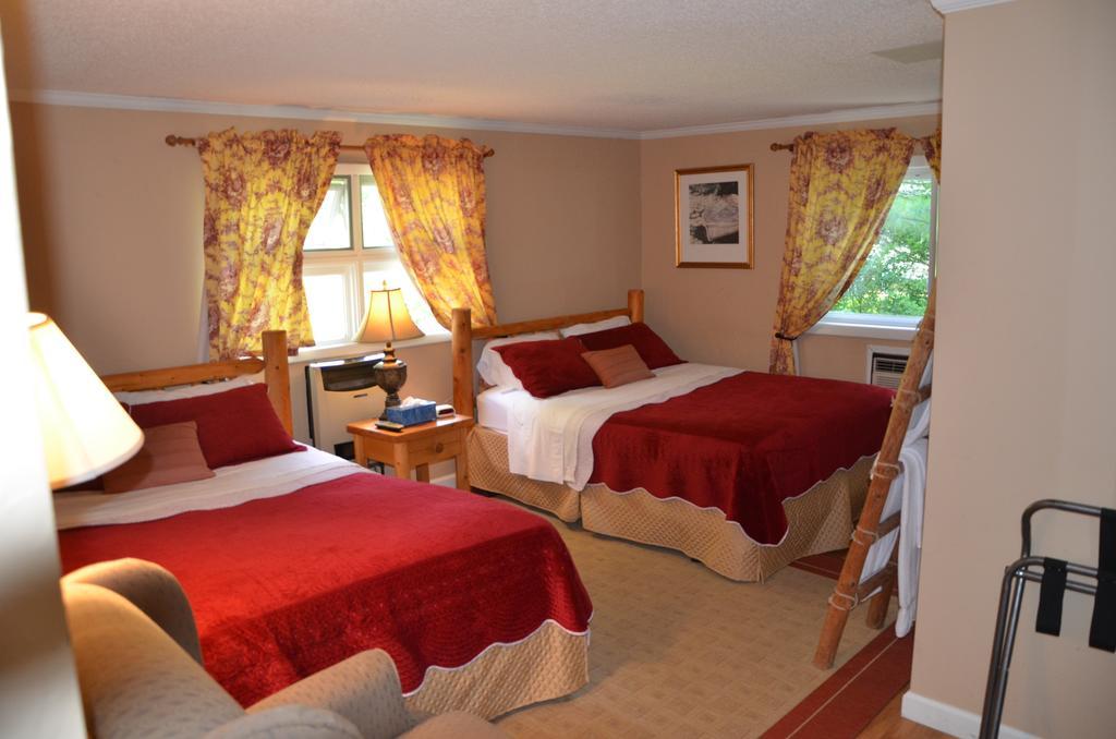 Cornwall Inn Room photo